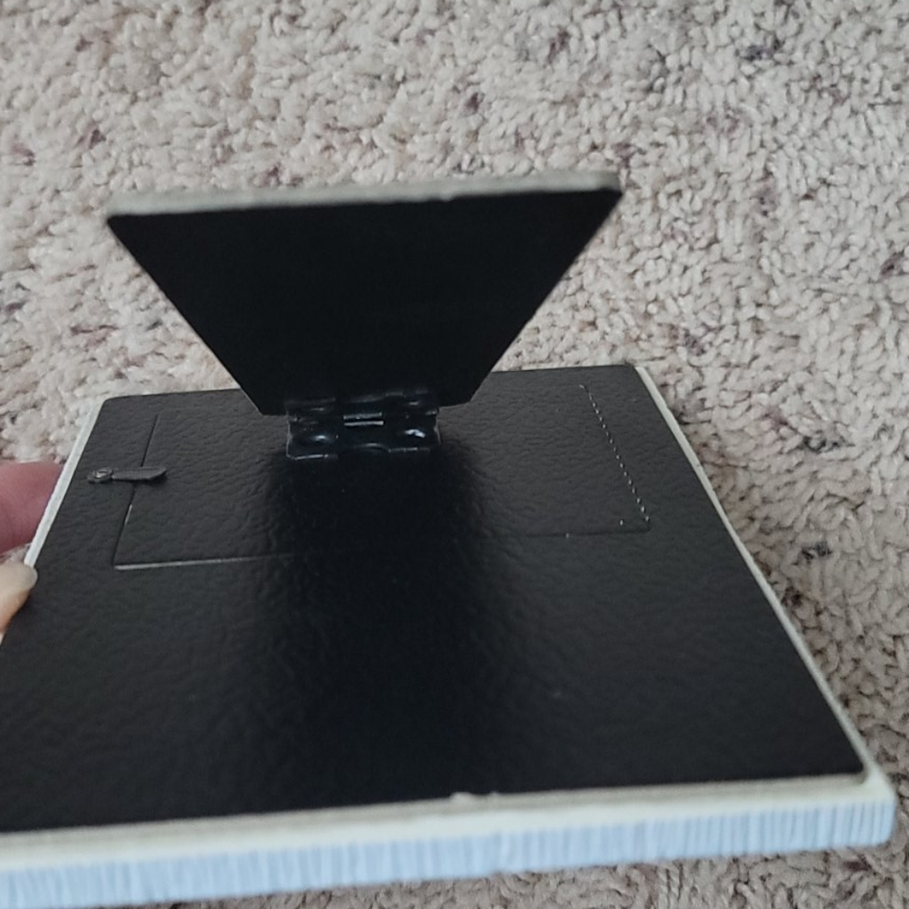 Picture Frames (2) - Picture 7 of 15
